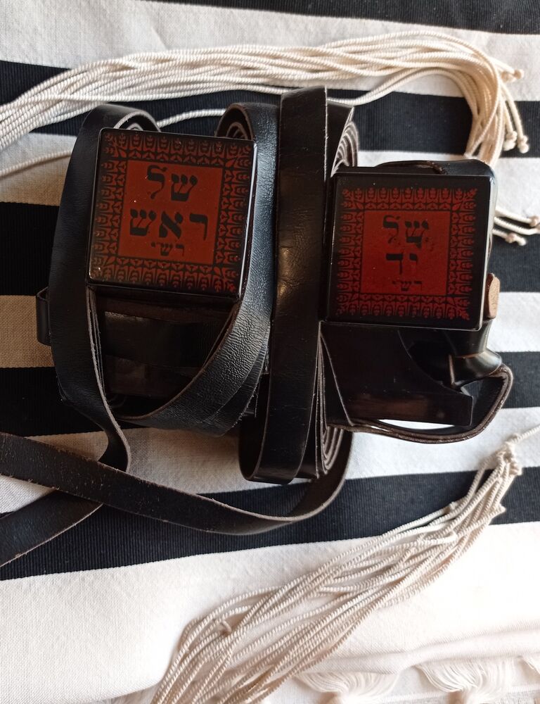 tefillin on a tallis